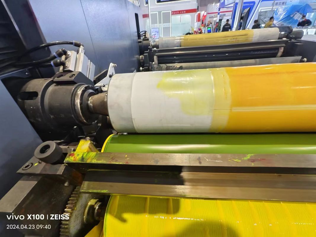 Скорость печати 200 м/мин Флексо-печать для 8 цветов изготовлена в Fengming Machinery