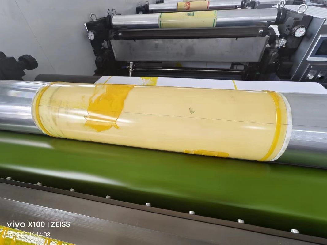 8 Цветовая съедобная бумага Pp N Нетканый пакет Mylar Кубок Коробка Пакет Флексографический принтер Флексографская печатная машина Цена